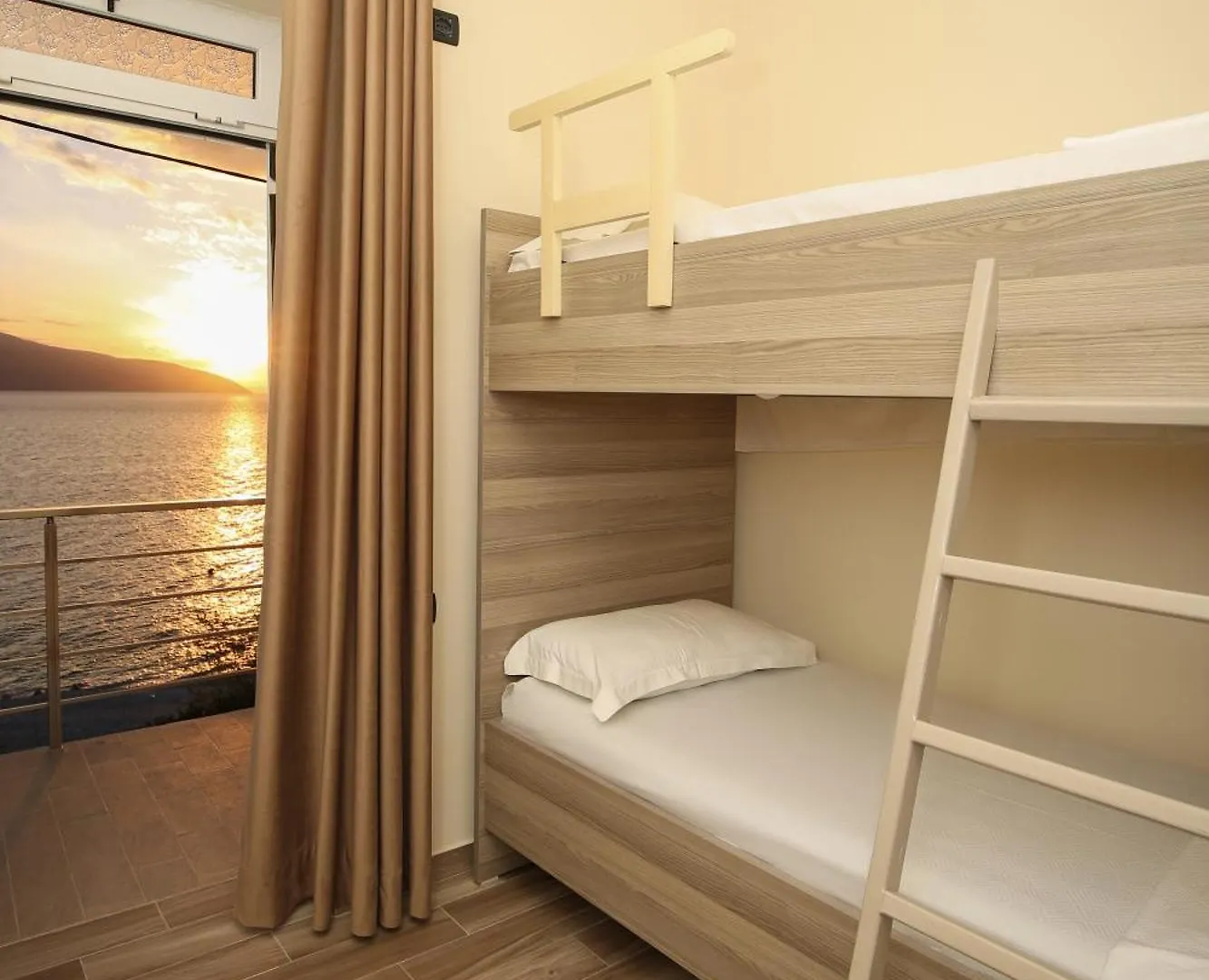 酒店 Blue Bay Residence Kanine 阿尔巴尼亚
